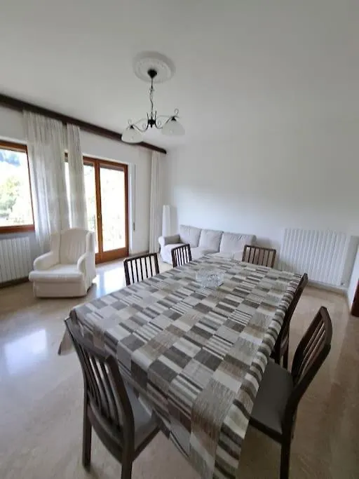 Valle Intelvi Panorama Castiglione dʼIntelvi Apartament